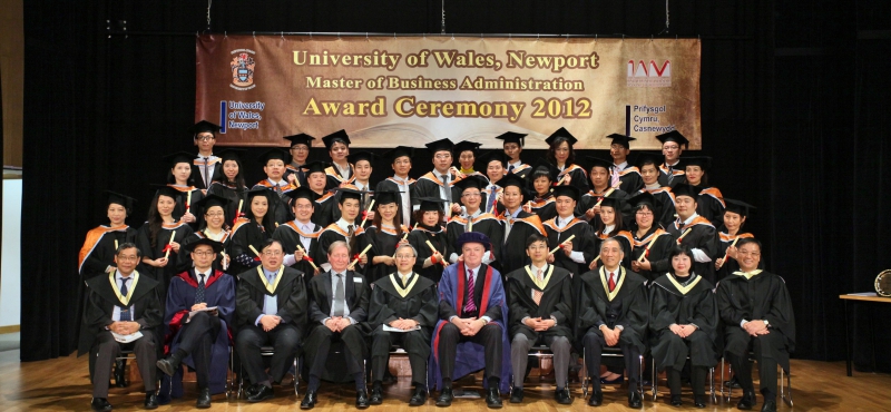 2012-12-08 – 2012年英國威爾斯(紐波特)大學MBA畢業禮暨12周年慶典相簿
